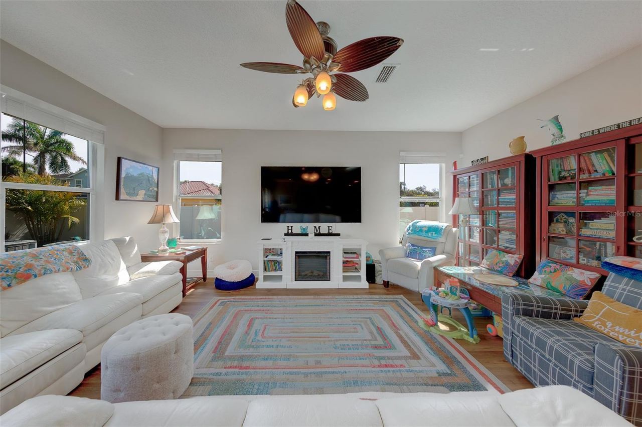 7405 70th Avenue N, Pinellas Park, FL 33781 Photo