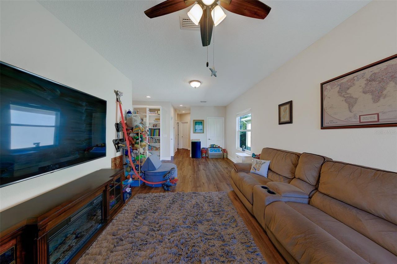7405 70th Avenue N, Pinellas Park, FL 33781 Photo