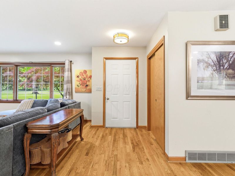 5600 Shannon Road, Canal Winchester, OH 43110 Photo 6