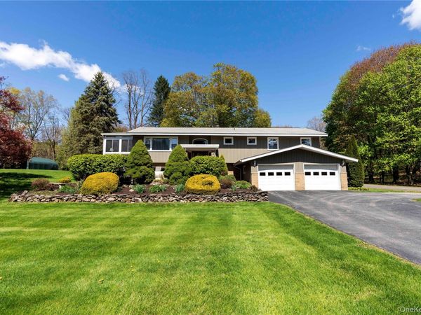 41 Arthursburg Road, Lagrangeville, NY 12540