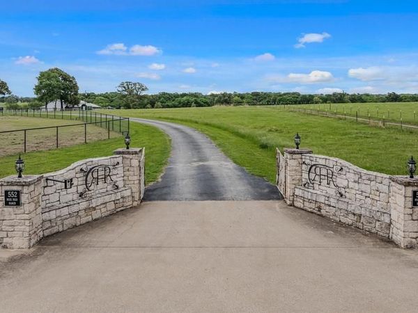 552 Vz County Road 2142 , Wills Point, TX 75169