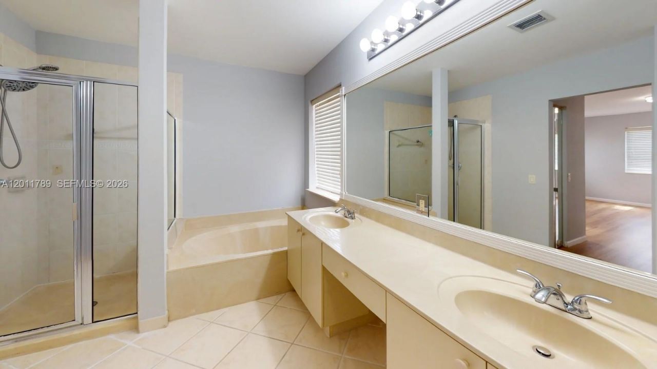 624 Bald Cypress Rd , Unit 624, Weston, FL 33327 Photo