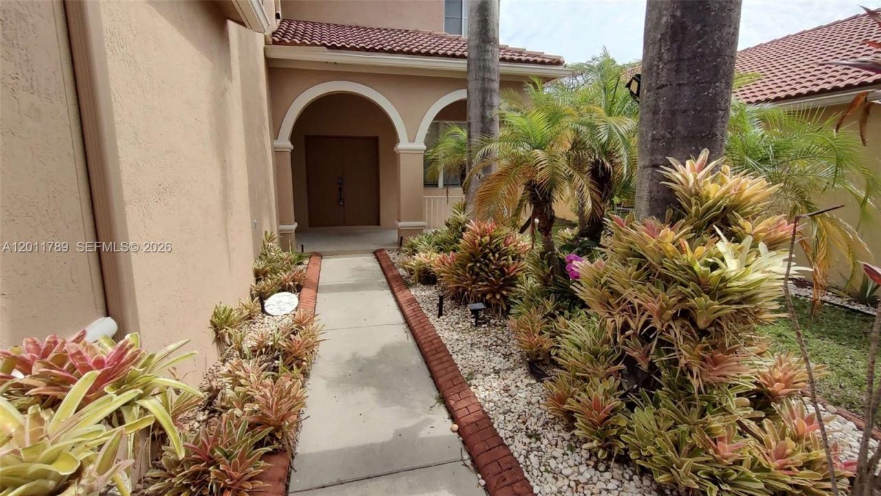 624 Bald Cypress Rd , Unit 624, Weston, FL 33327 Photo