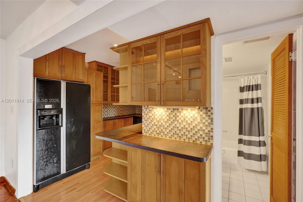 8335 SW 72nd Ave , Unit 205D, Miami, FL 33143 Photo
