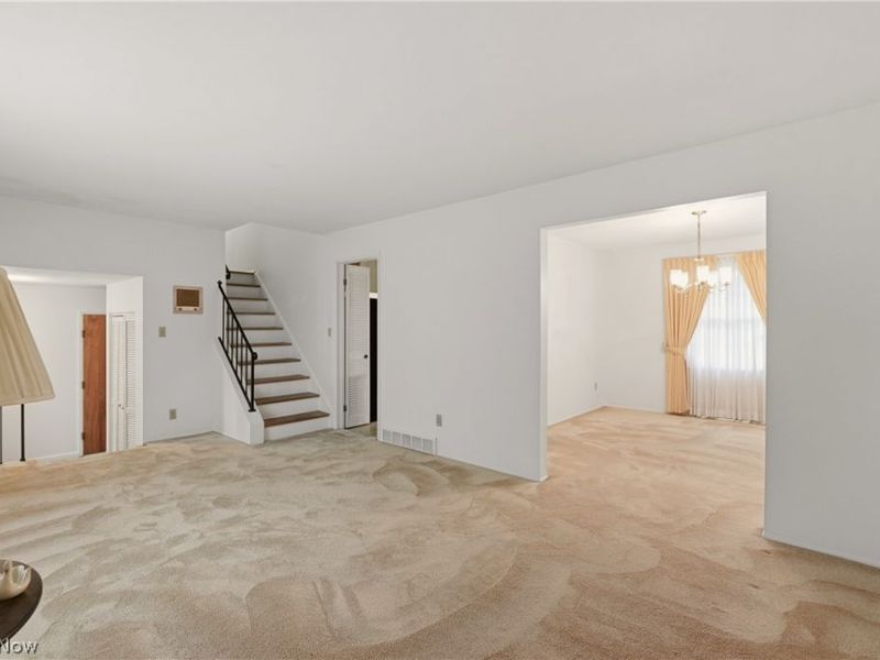 2445 Olentangy Drive, Akron, OH 44333 Photo 18