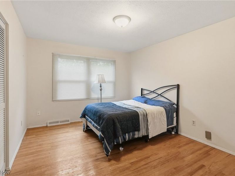 2445 Olentangy Drive, Akron, OH 44333 Photo 23