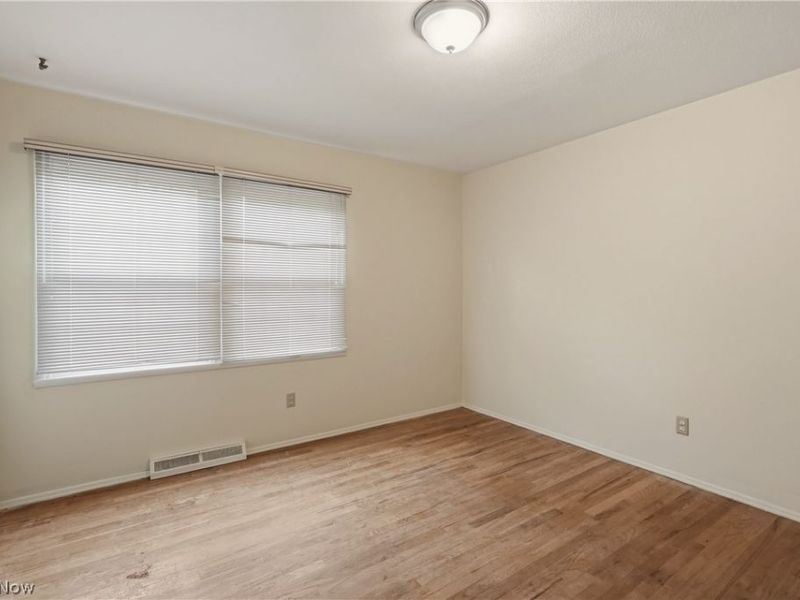 2445 Olentangy Drive, Akron, OH 44333 Photo 24