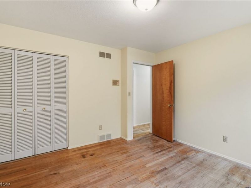 2445 Olentangy Drive, Akron, OH 44333 Photo 27