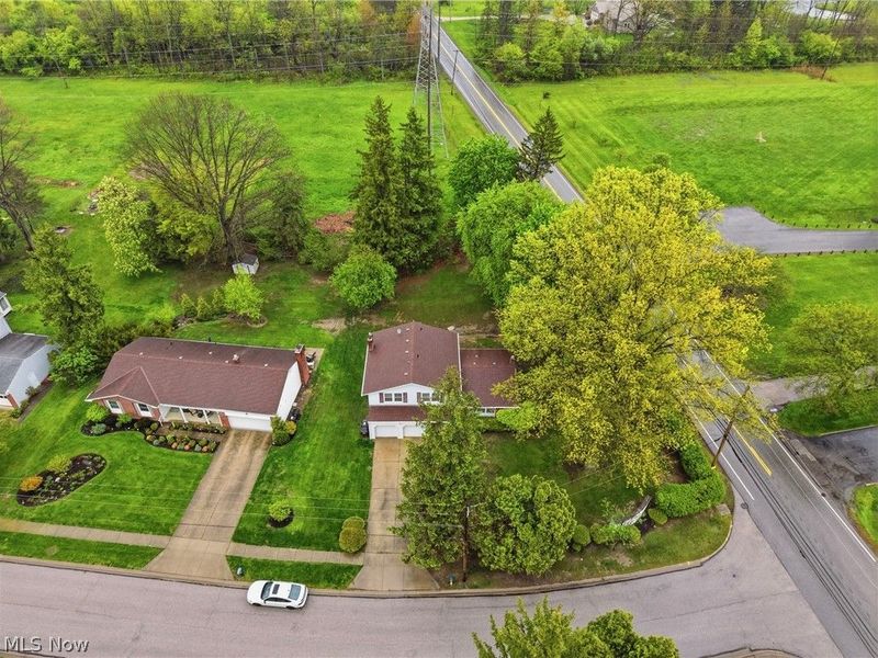 2445 Olentangy Drive, Akron, OH 44333 Photo 37