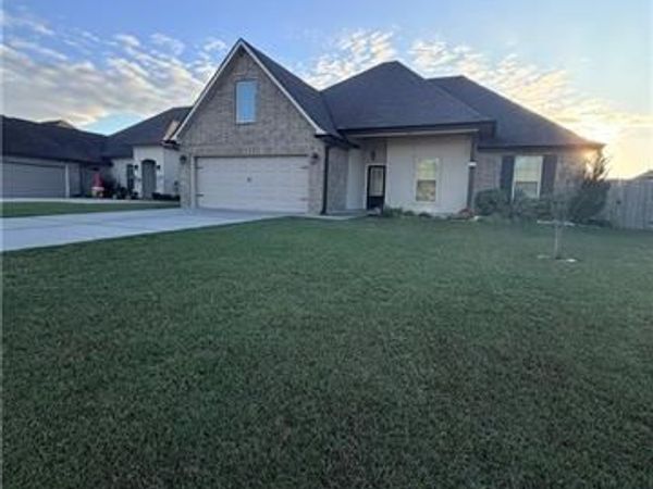 210 HIDDEN CYPRESS Drive , Belle Chasse, LA 70037
