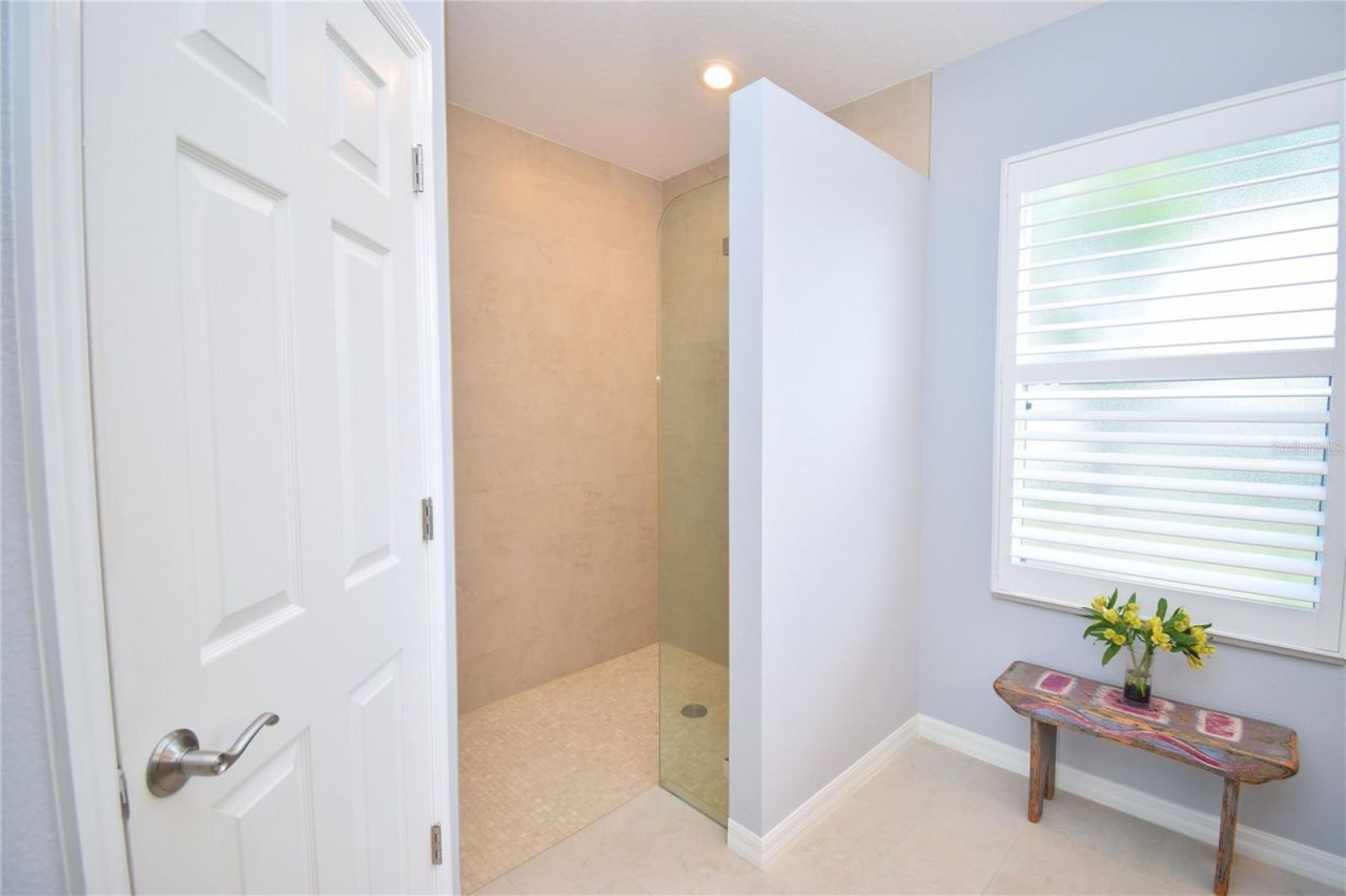 6556 Meandering Way, Lakewood Ranch, FL 34202 Photo