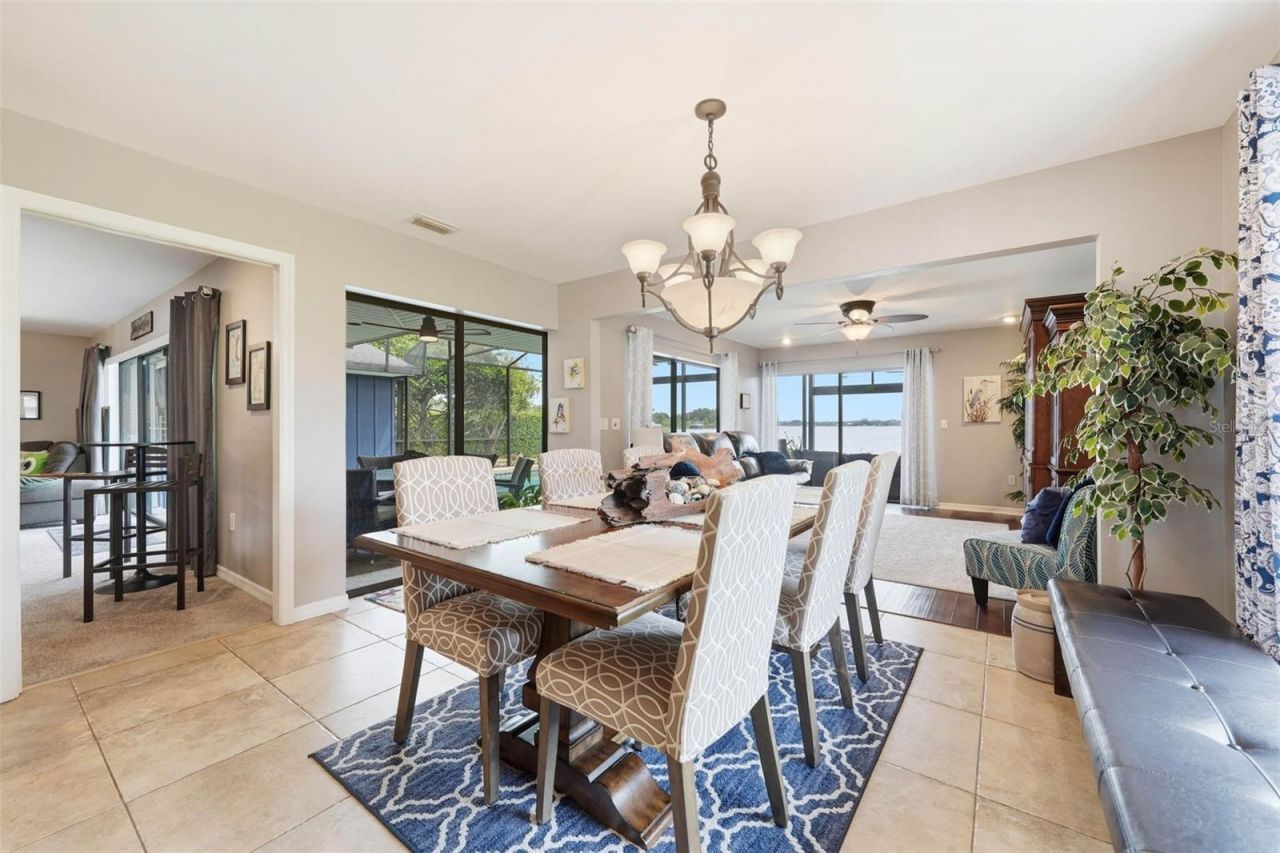29116 Beauclaire Drive, Tavares, FL 32778 Photo