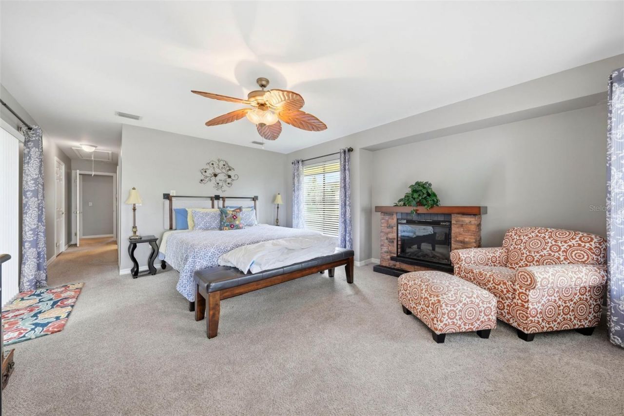 29116 Beauclaire Drive, Tavares, FL 32778 Photo