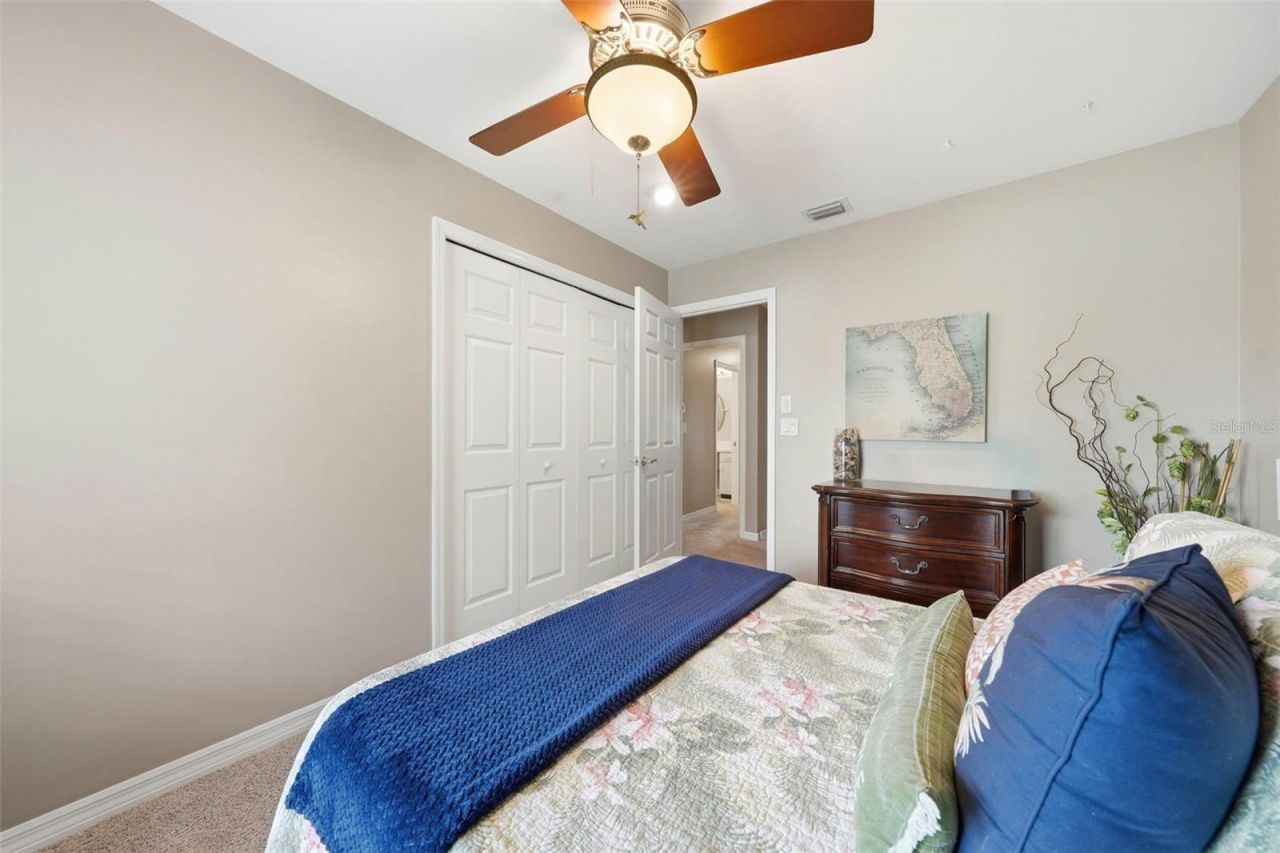 29116 Beauclaire Drive, Tavares, FL 32778 Photo