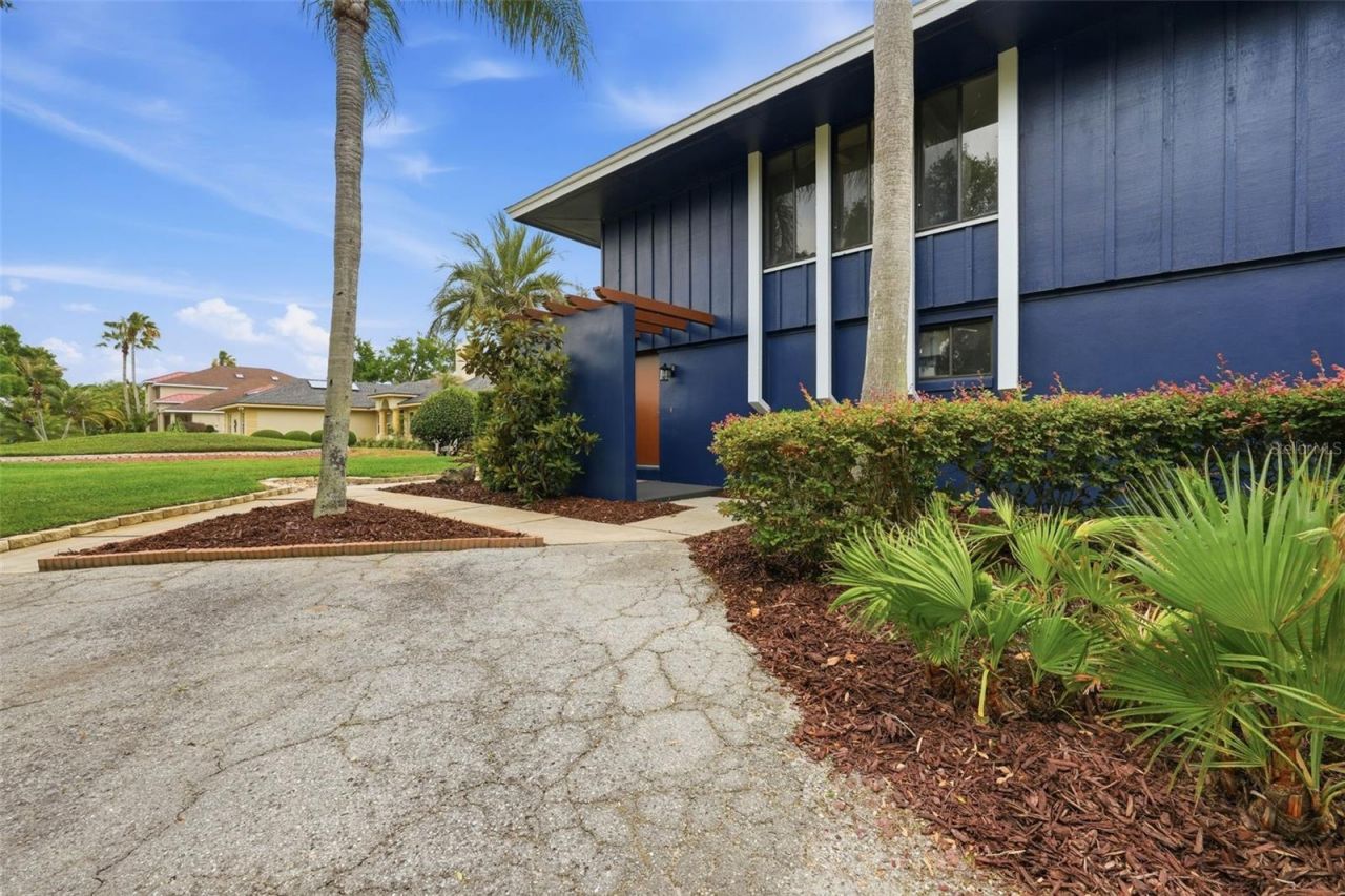 29116 Beauclaire Drive, Tavares, FL 32778 Photo