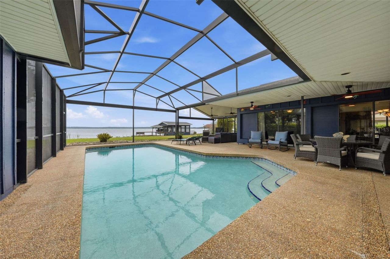 29116 Beauclaire Drive, Tavares, FL 32778 Photo