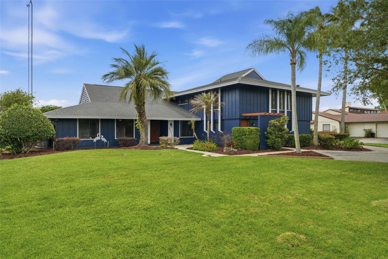 29116 Beauclaire Drive, Tavares, FL 32778 Photo