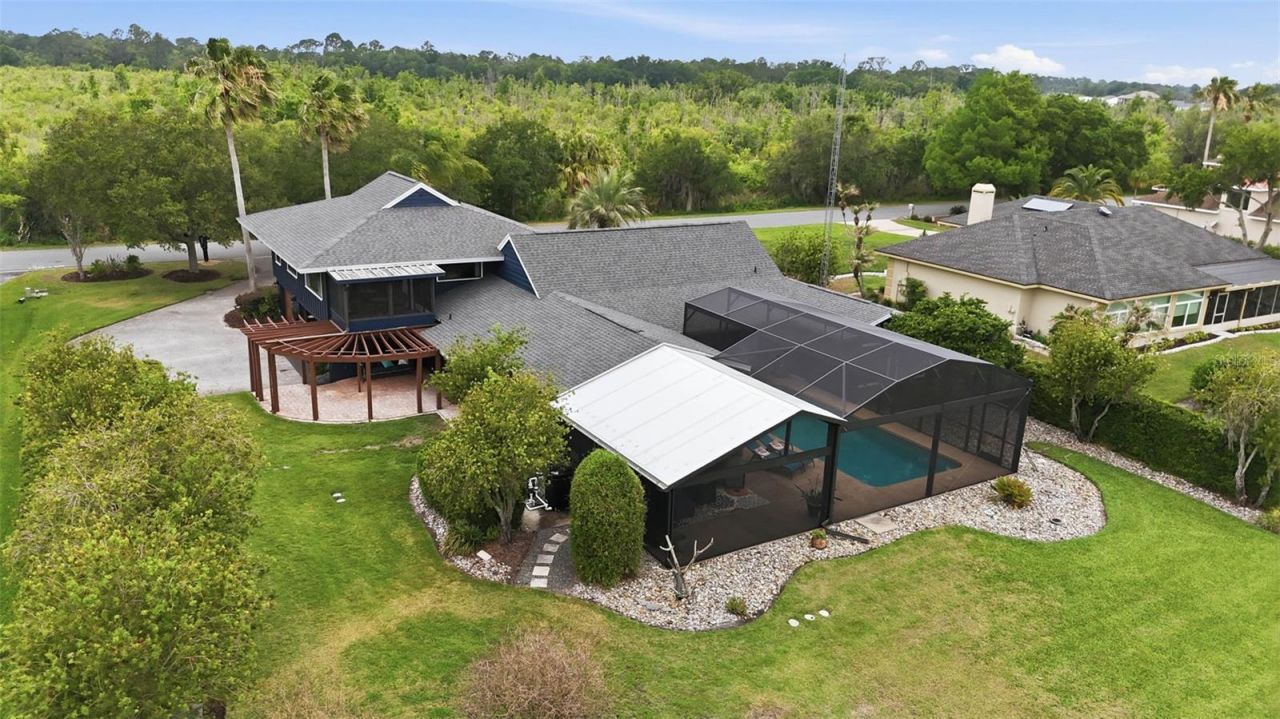 29116 Beauclaire Drive, Tavares, FL 32778 Photo