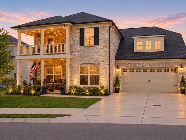 806 Chalkstone Ln, Mount Juliet, TN 37122