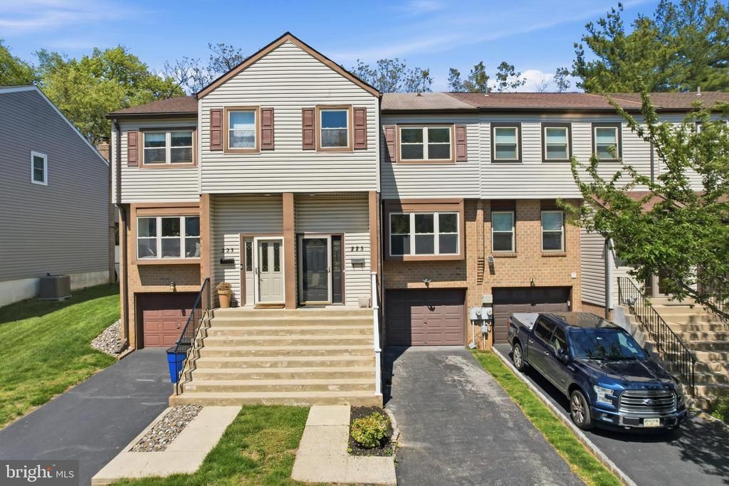 225 BIRCH DRIVE, LAFAYETTE HILL, PA 19444