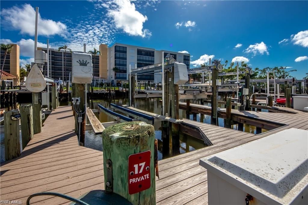 4541 Bay Beach Ln, Unit 341, Fort Myers Beach, FL 33931 Main Photo