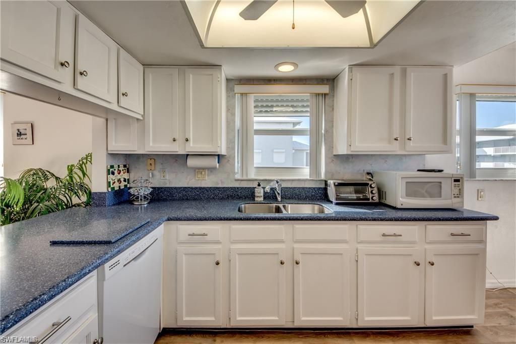4541 Bay Beach Ln, Unit 341, Fort Myers Beach, FL 33931 Photo