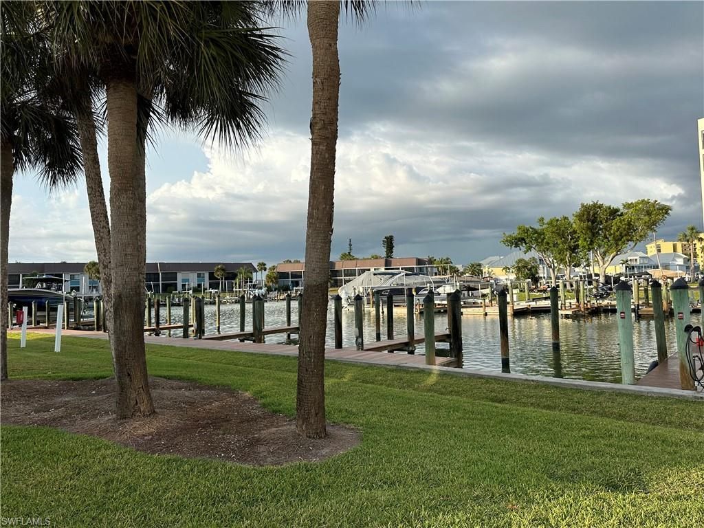 4541 Bay Beach Ln, Unit 341, Fort Myers Beach, FL 33931 Photo