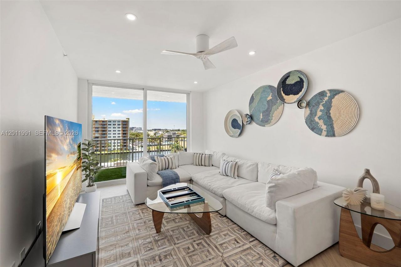 3020 NE 32nd Ave, Unit 612, Fort Lauderdale, FL 33308 Photo