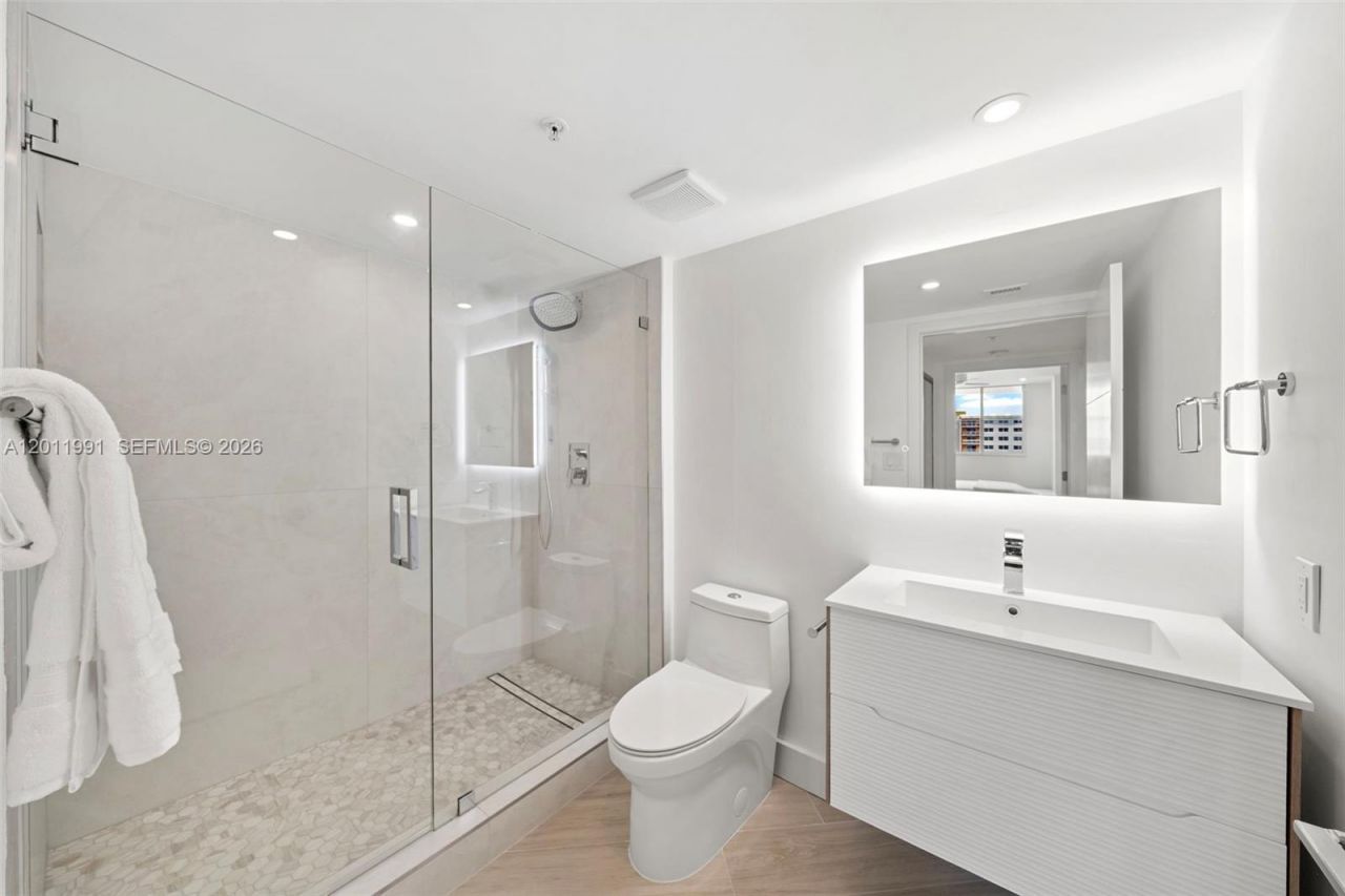 3020 NE 32nd Ave, Unit 612, Fort Lauderdale, FL 33308 Photo