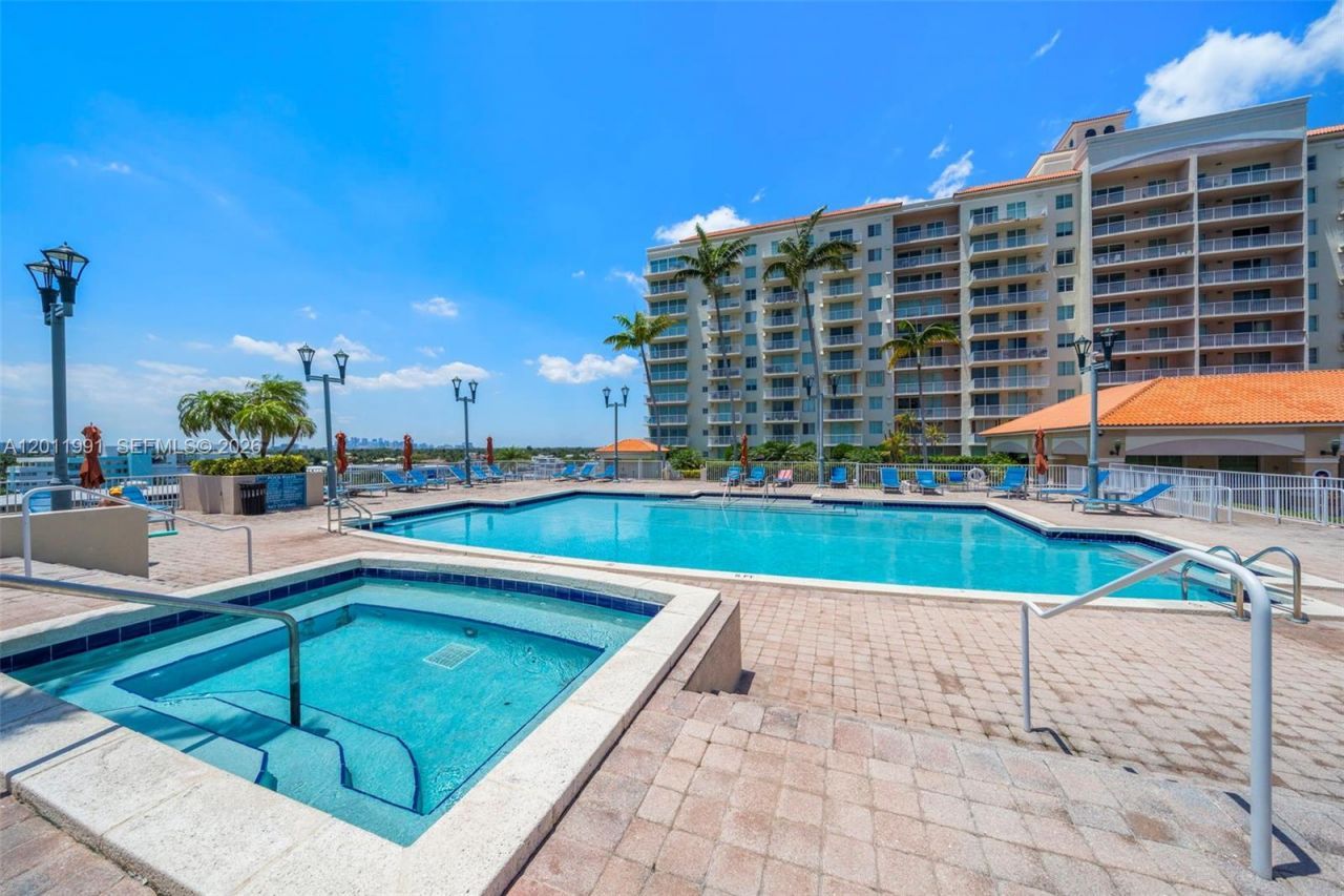 3020 NE 32nd Ave, Unit 612, Fort Lauderdale, FL 33308 Photo