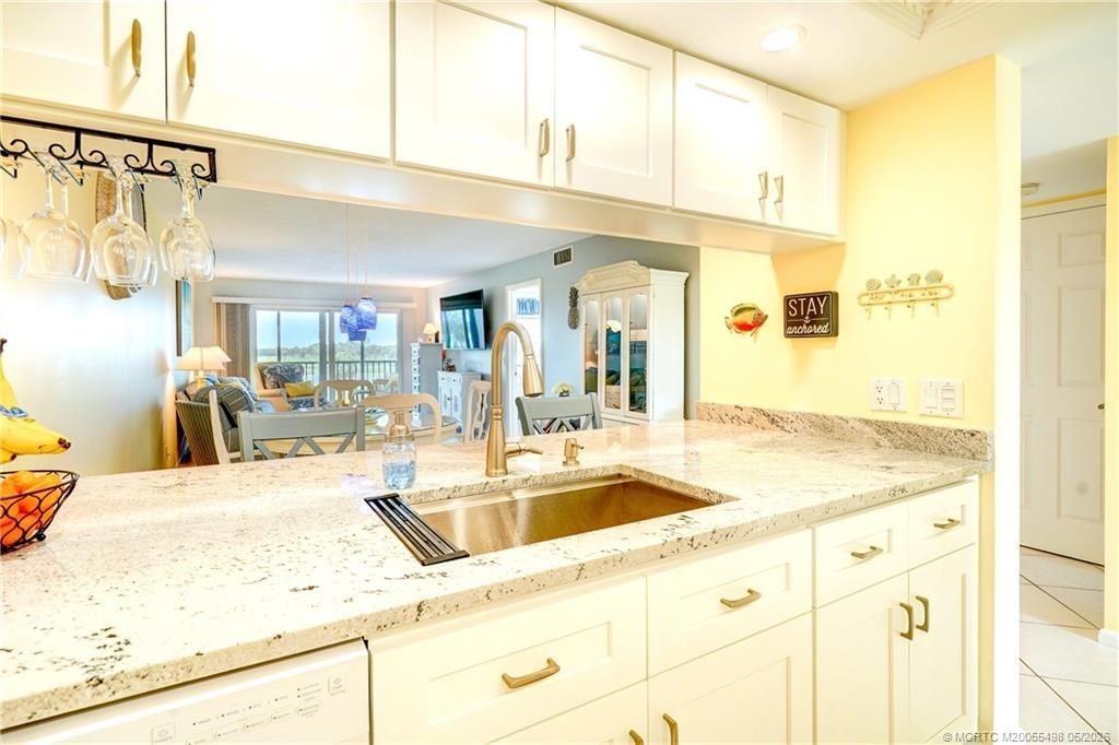 40 NE Plantation Road, Unit 311, Stuart, FL 34996 Photo