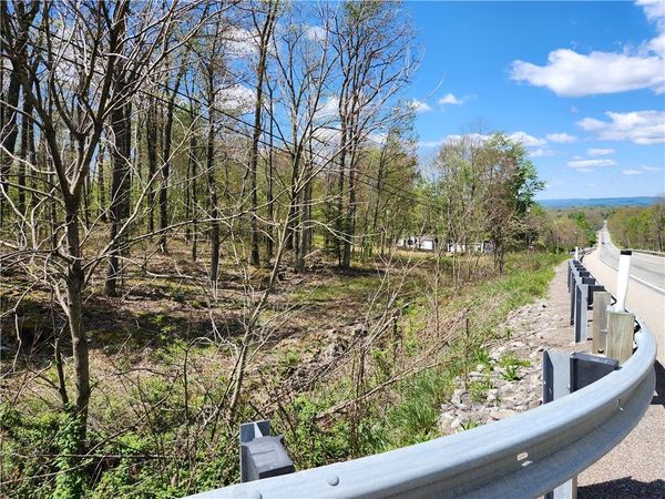 1018 Route 271 , Ligonier, PA 15658