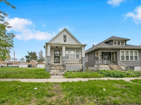12337 S Emerald Avenue , Chicago, IL 60628