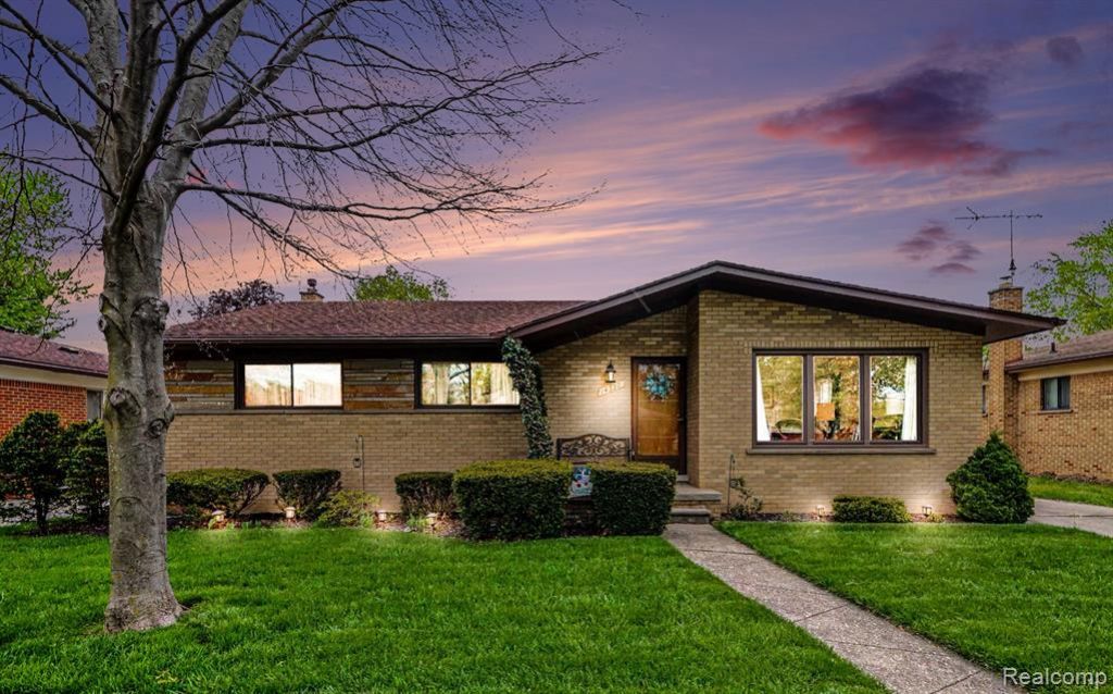 14320 Alexander Street, Livonia, MI 48154 Main Photo
