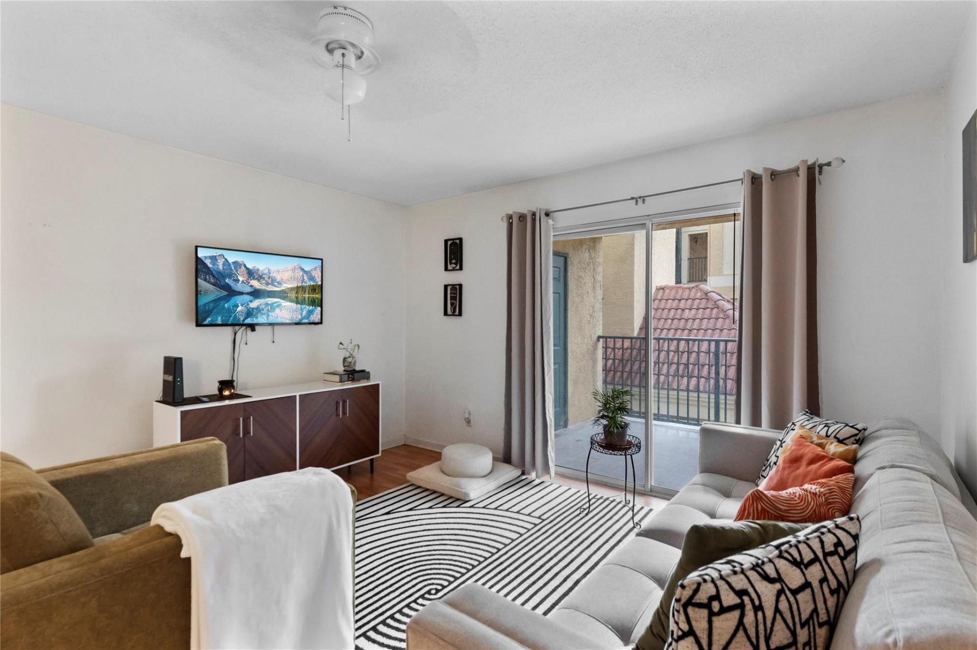 755 Riverside Drive, Unit 1326, Coral Springs, FL 33071 Photo