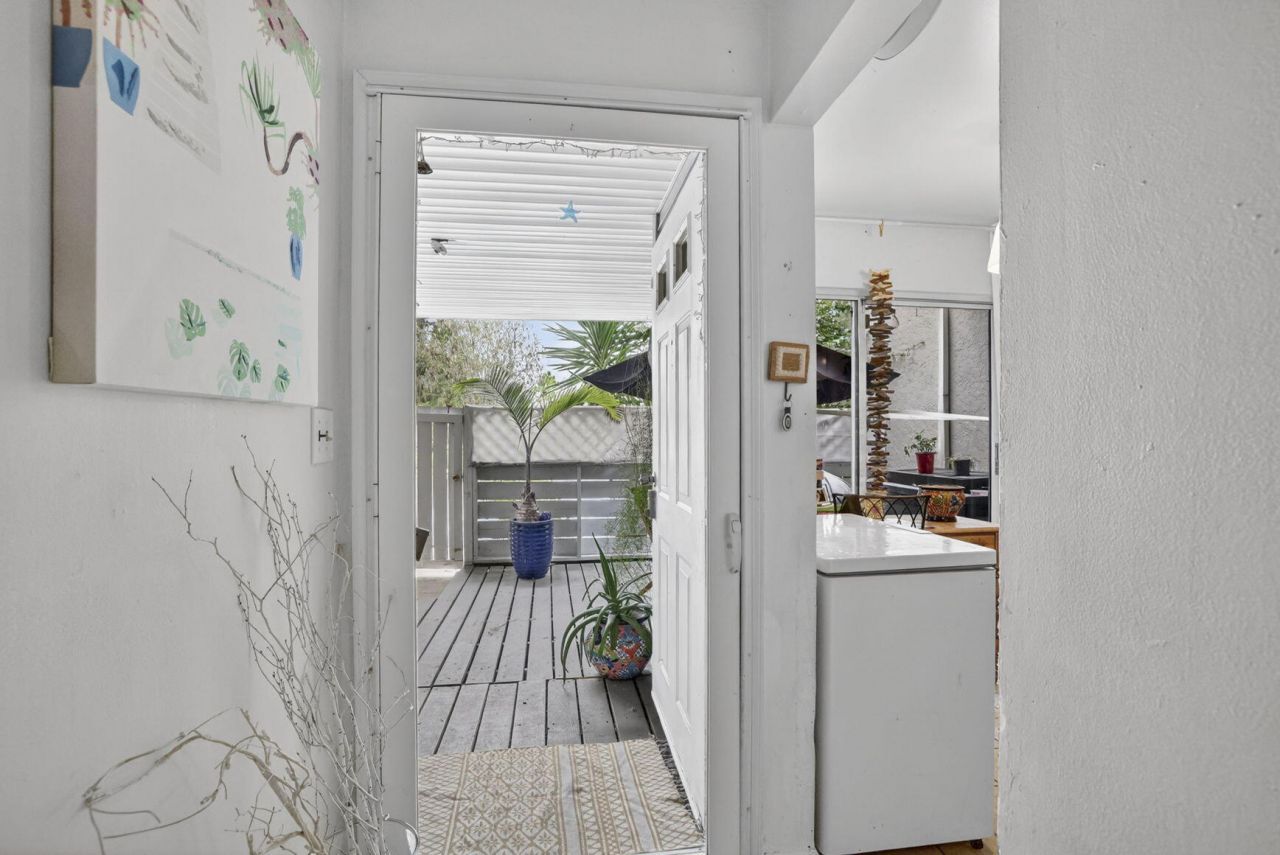 153 W Hemingway Circle W, Margate, FL 33063 Photo