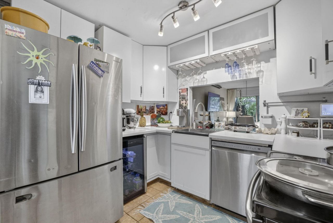 153 W Hemingway Circle W, Margate, FL 33063 Photo