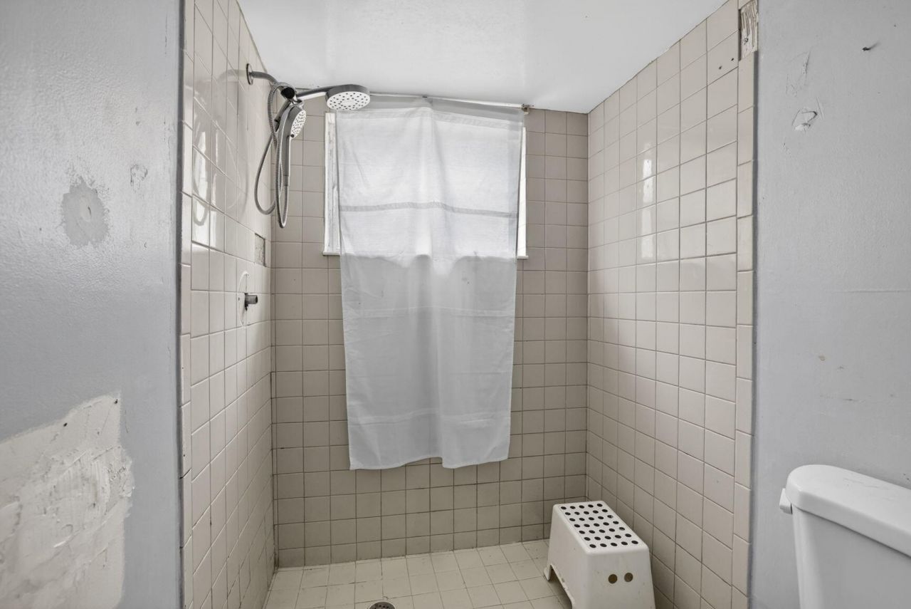 153 W Hemingway Circle W, Margate, FL 33063 Photo
