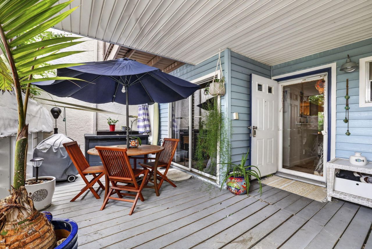 153 W Hemingway Circle W, Margate, FL 33063 Photo