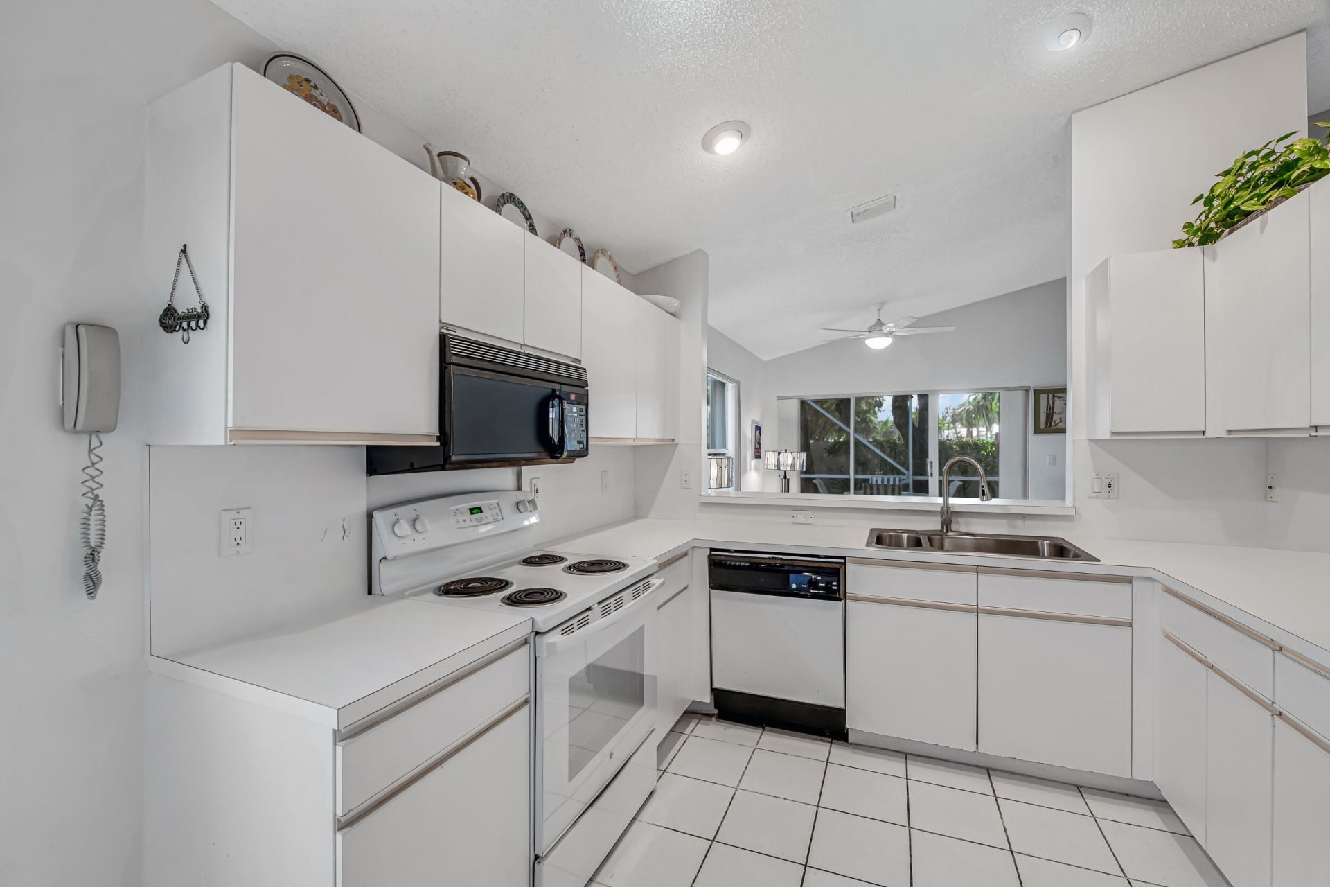 9822 Harbour Lake Circle, Boynton Beach, FL 33437 Photo