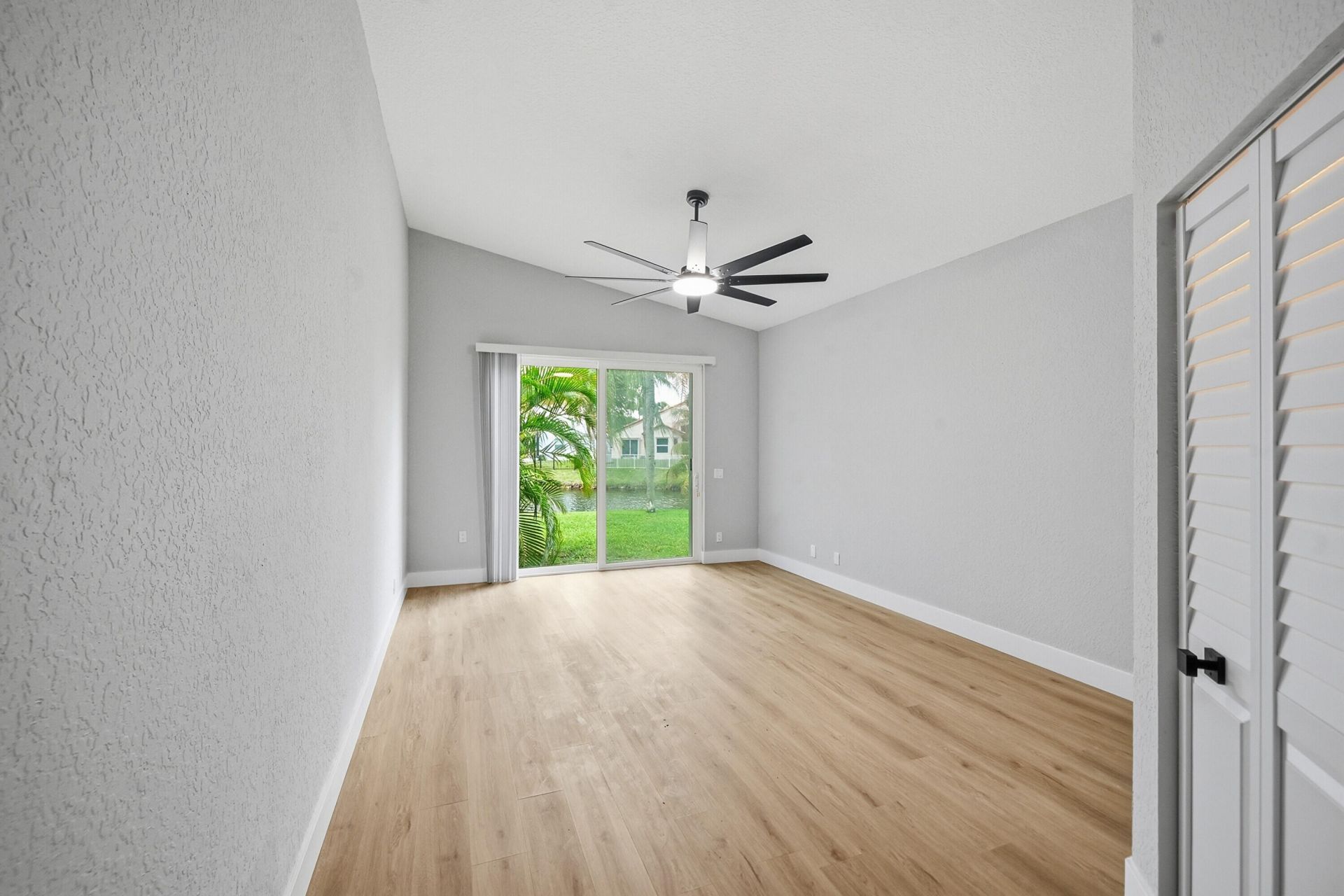 285 NW 45th Terrace, Deerfield Beach, FL 33442 Photo