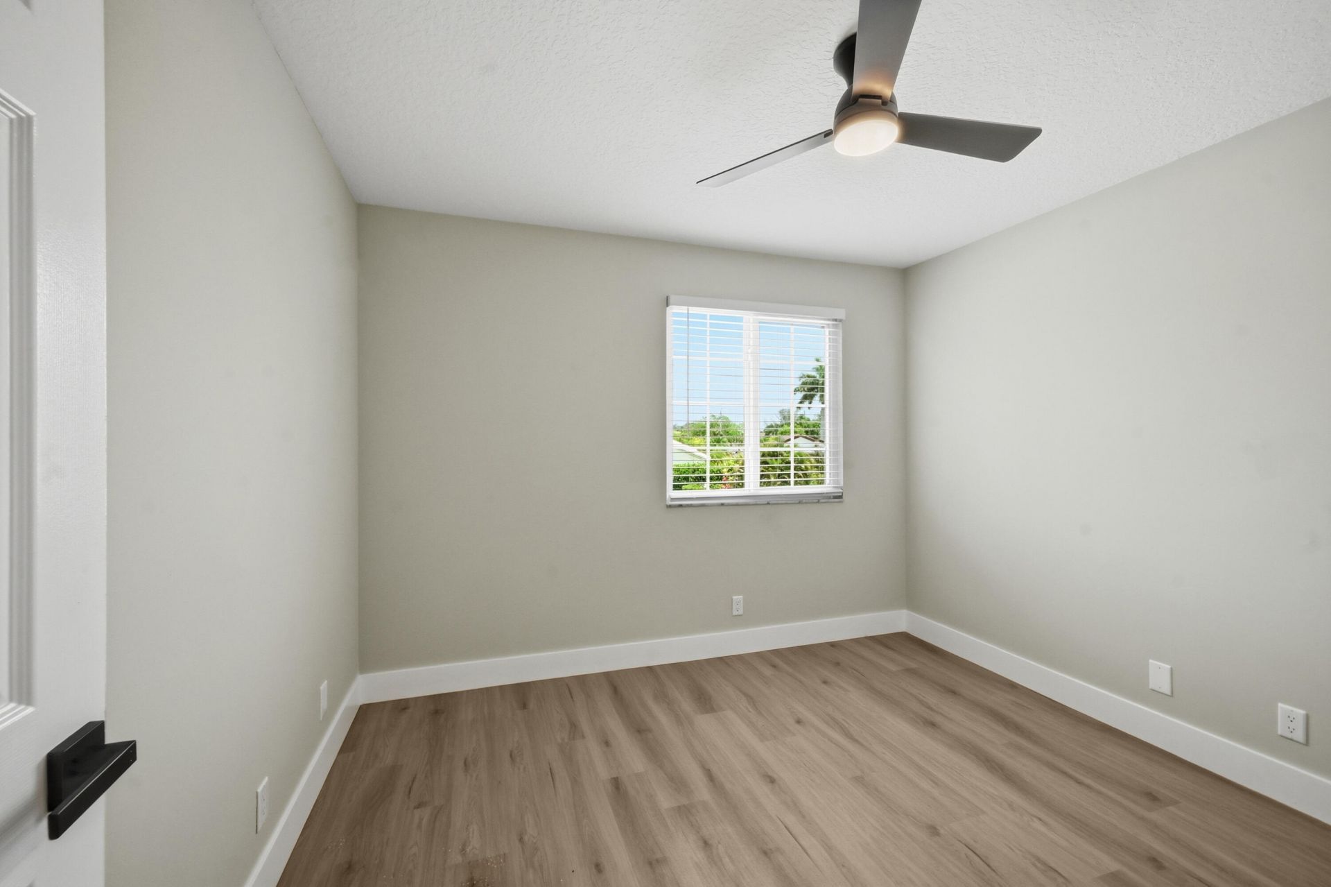 285 NW 45th Terrace, Deerfield Beach, FL 33442 Photo