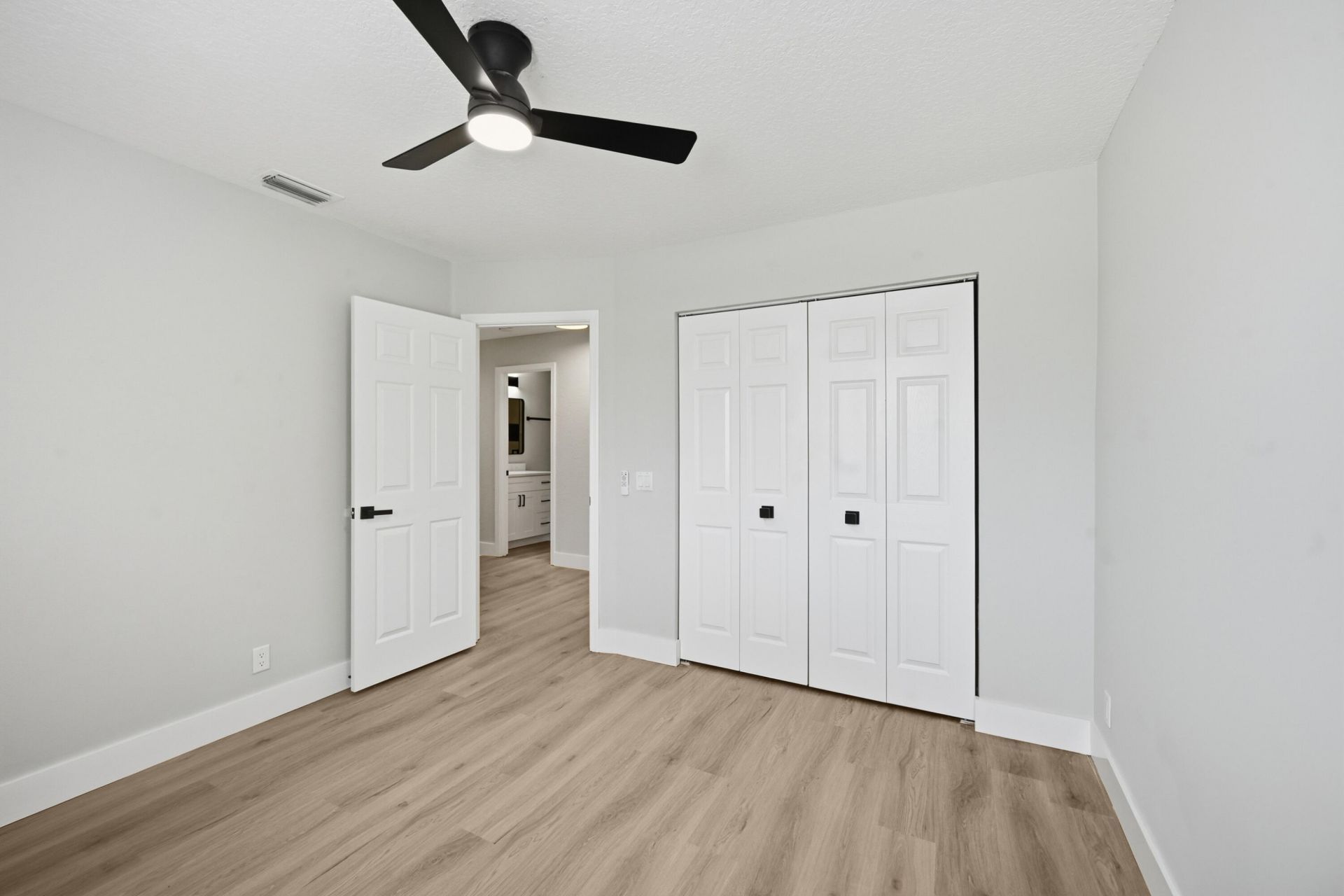 285 NW 45th Terrace, Deerfield Beach, FL 33442 Photo