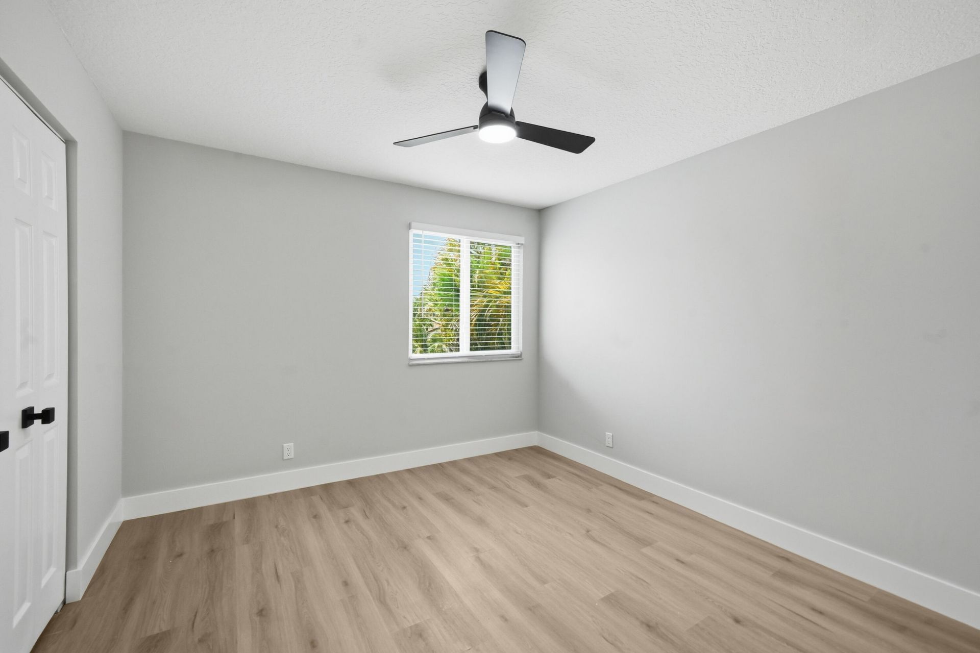 285 NW 45th Terrace, Deerfield Beach, FL 33442 Photo