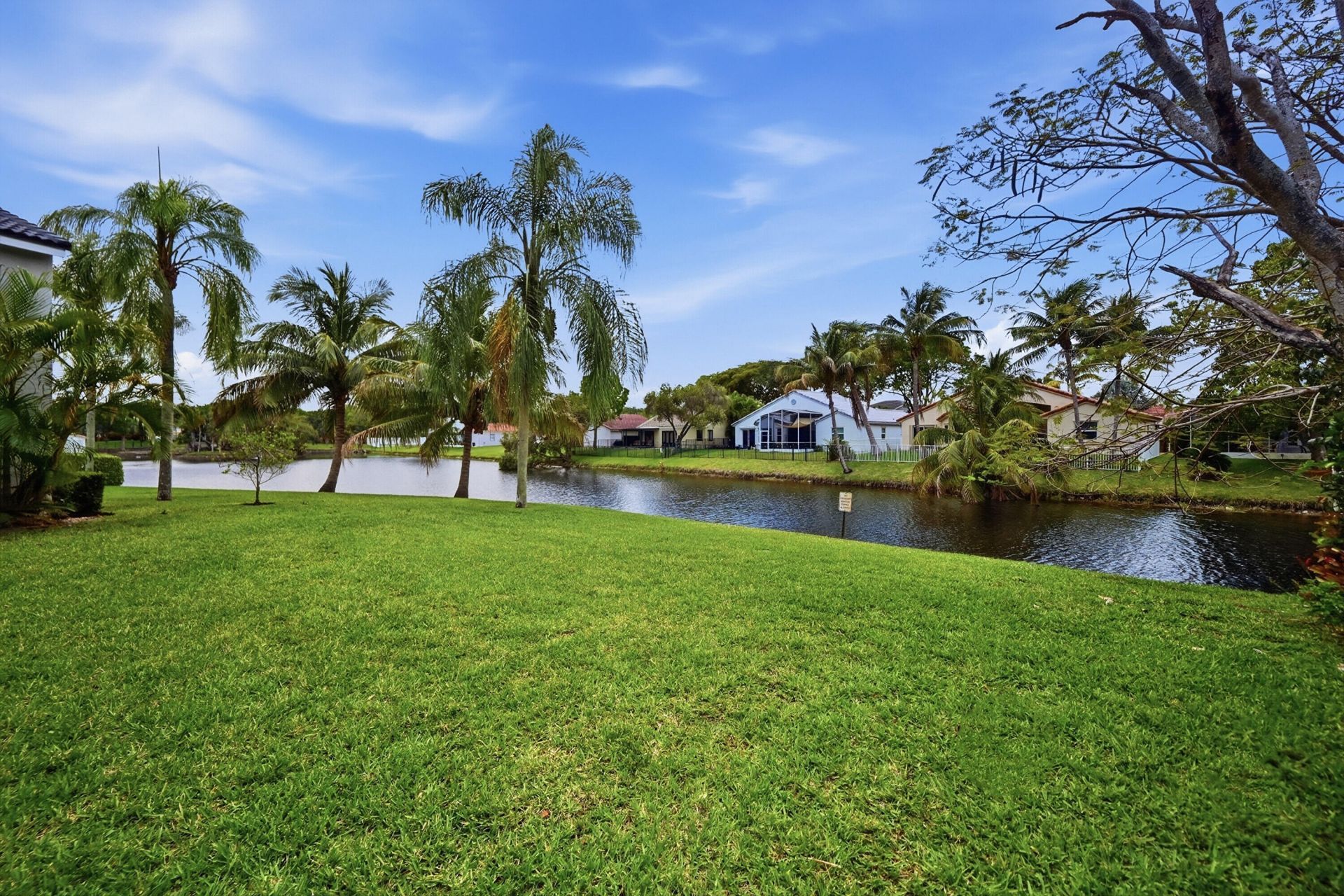 285 NW 45th Terrace, Deerfield Beach, FL 33442 Photo