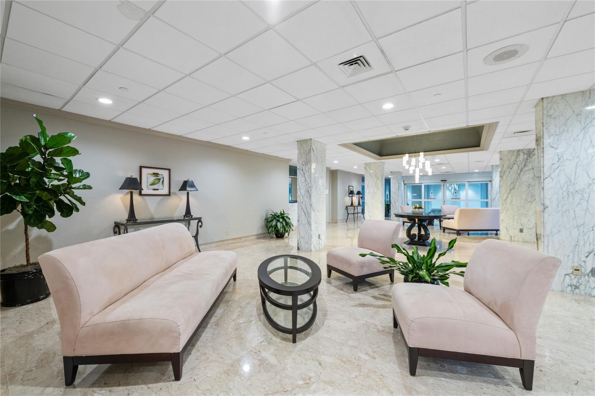 3300 NE 36th Street, Unit 1711, Fort Lauderdale, FL 33308 Photo