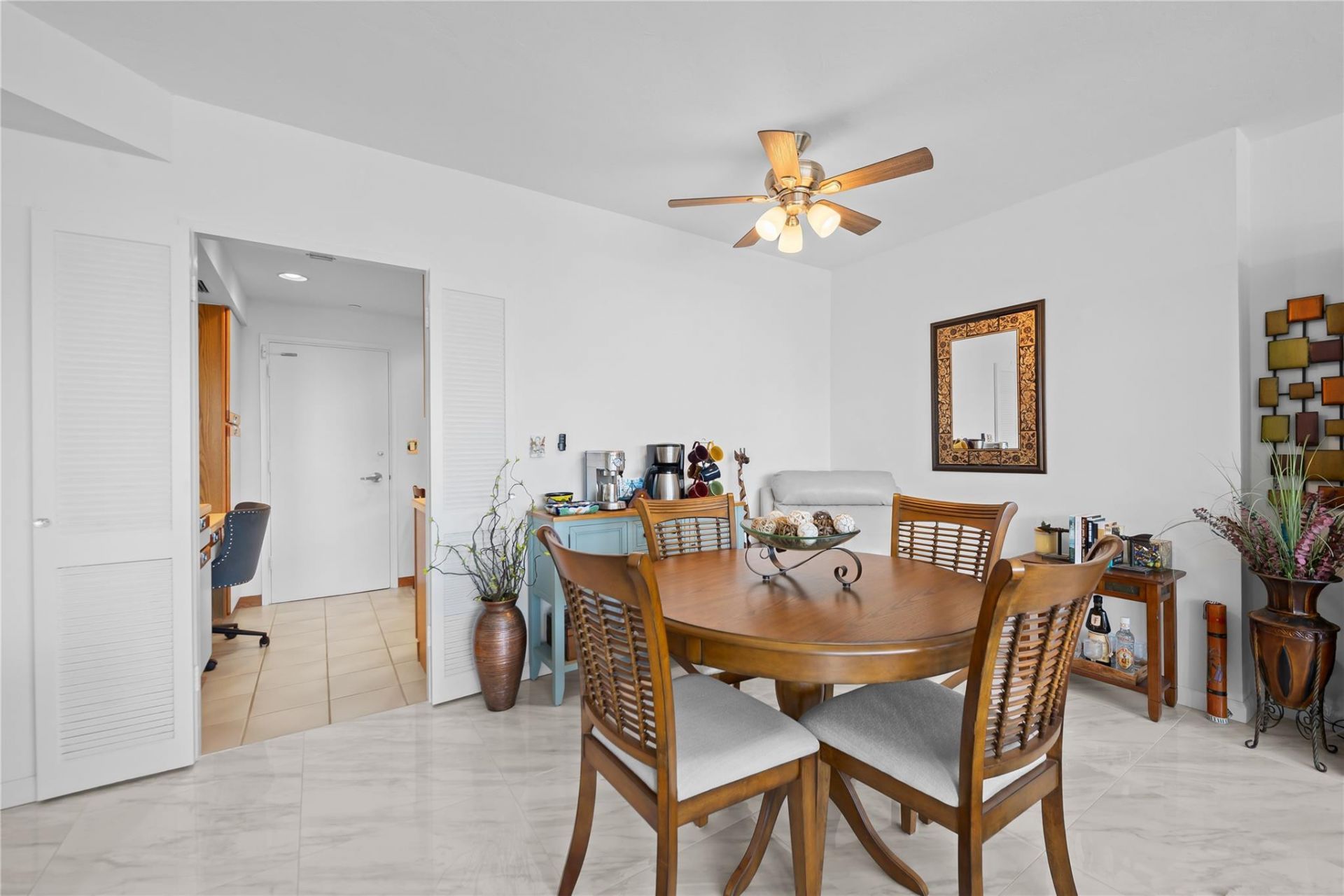 3300 NE 36th Street, Unit 1711, Fort Lauderdale, FL 33308 Photo