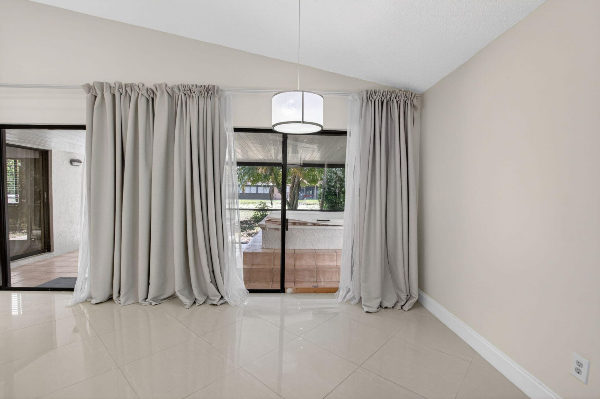 7 Kyle Way, Boynton Beach, FL 33426 Photo