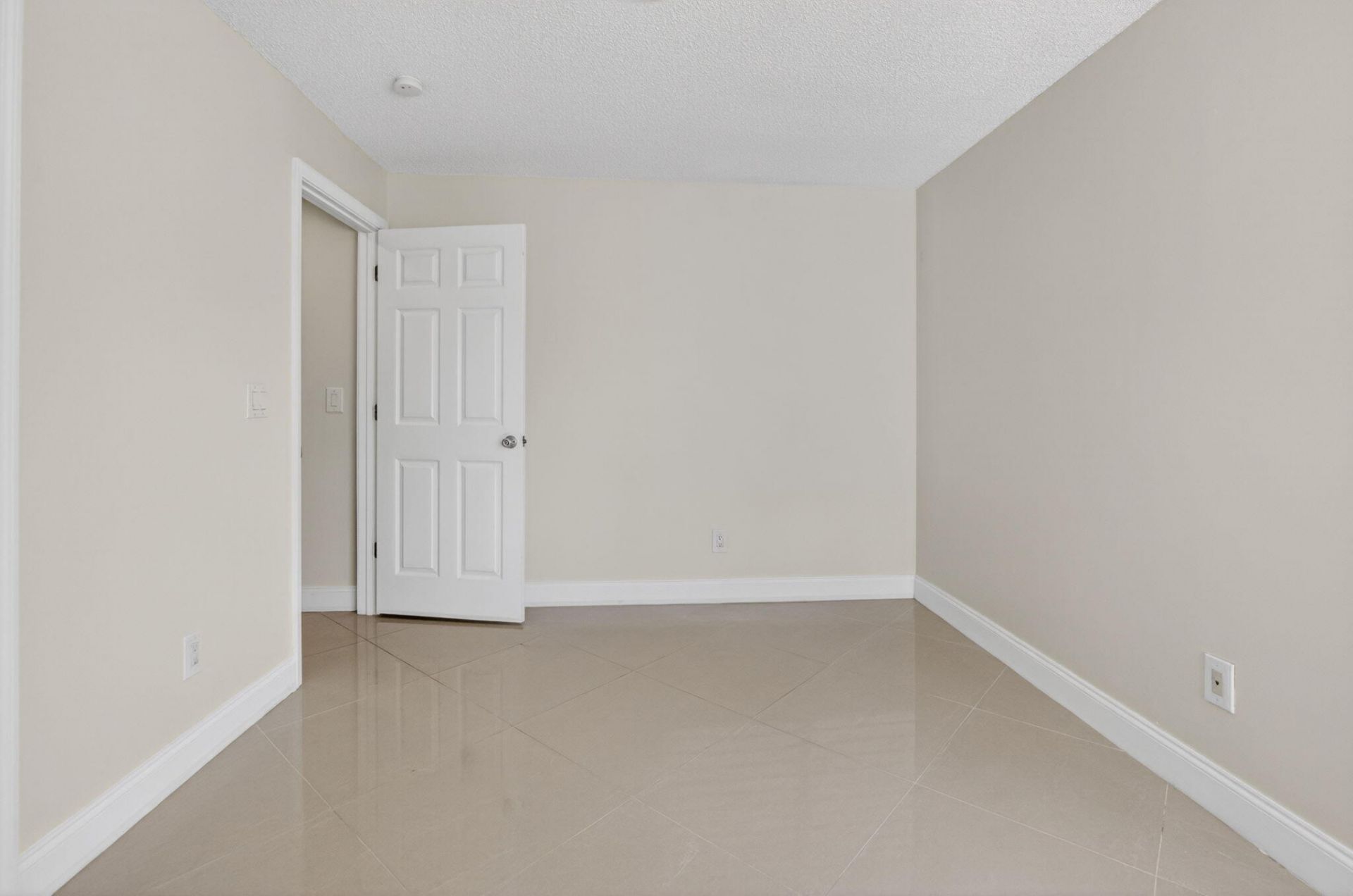 7 Kyle Way, Boynton Beach, FL 33426 Photo