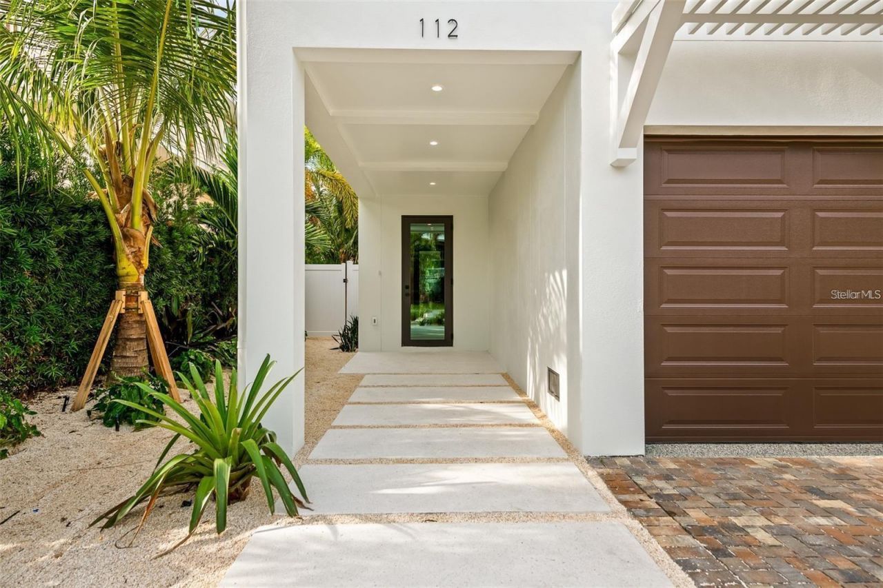 112 Maple Avenue, Anna Maria, FL 34216 Photo